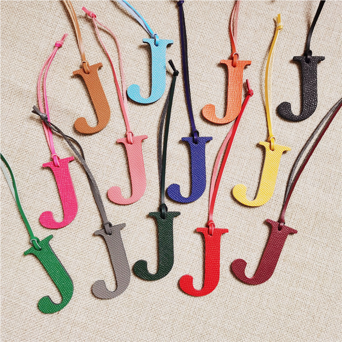 Letra em inglês h i j k l m n  - Monogram Keychain Leather avaliação e preço
